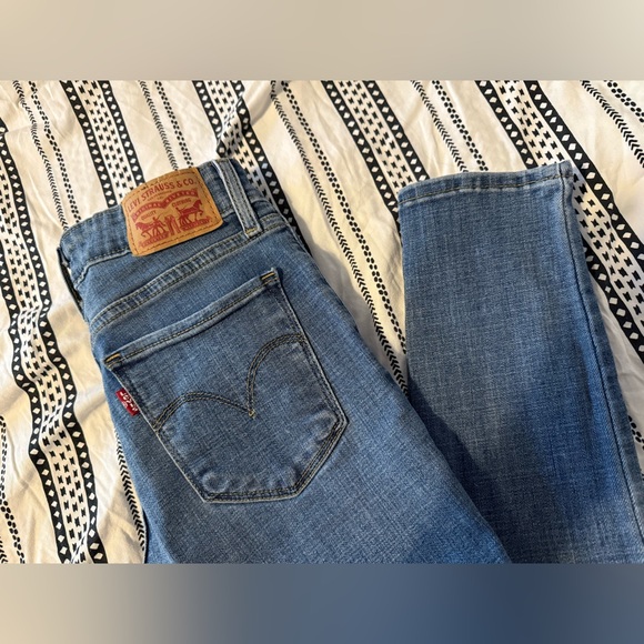 💕Levi’s 711 Skinny Jeans💕 - Picture 2 of 8